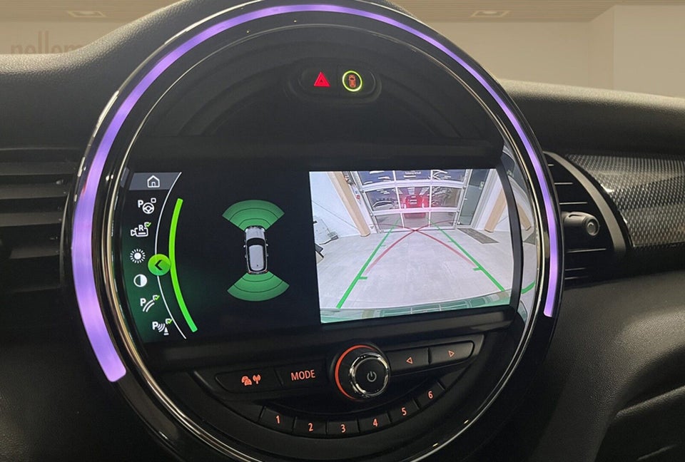 MINI Cooper SE Experience 3d