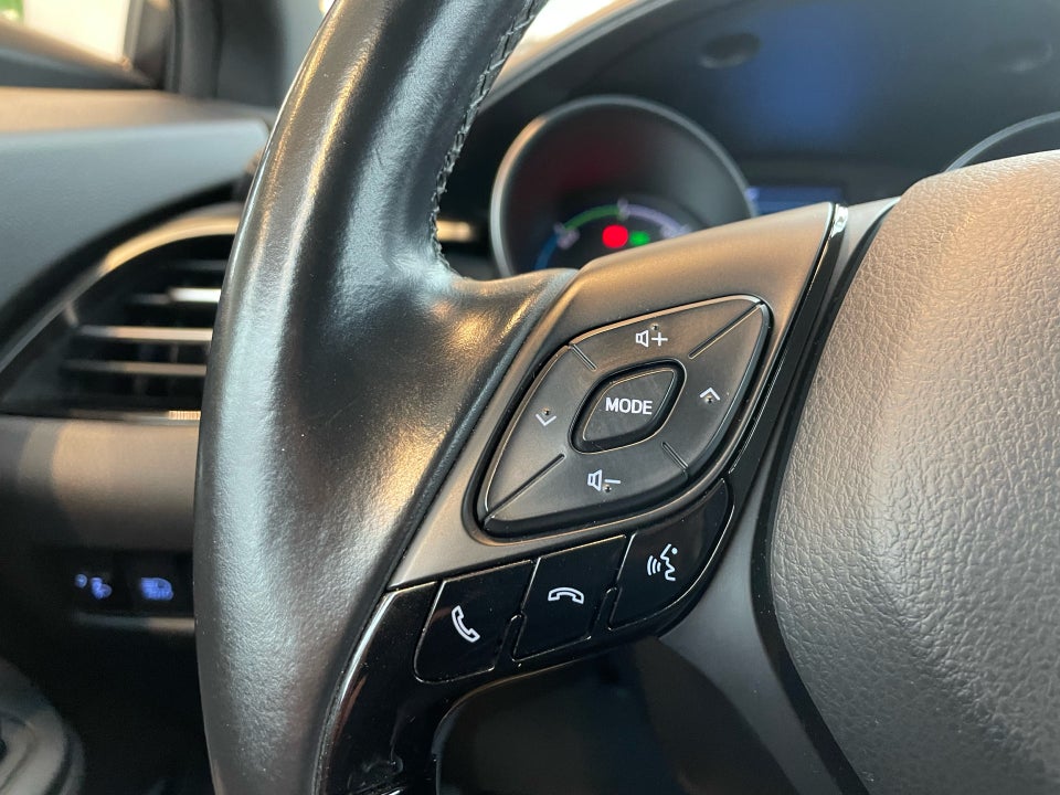 Toyota C-HR 1,8 Hybrid Limited CVT 5d