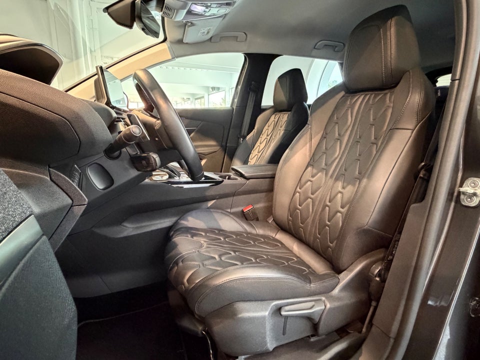 Peugeot 3008 1,6 Hybrid Allure Pack EAT8 5d