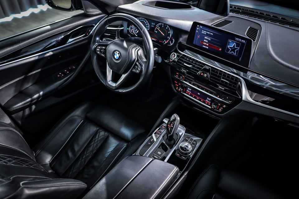BMW 530d 3,0 Luxury Line xDrive aut. 4d