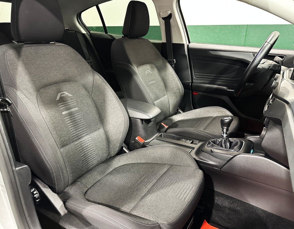 Ford Focus 1,0 EcoBoost Active 5d