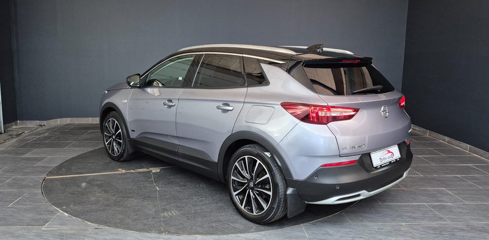 Opel Grandland X 1,6 Hybrid4 Impress aut. 5d