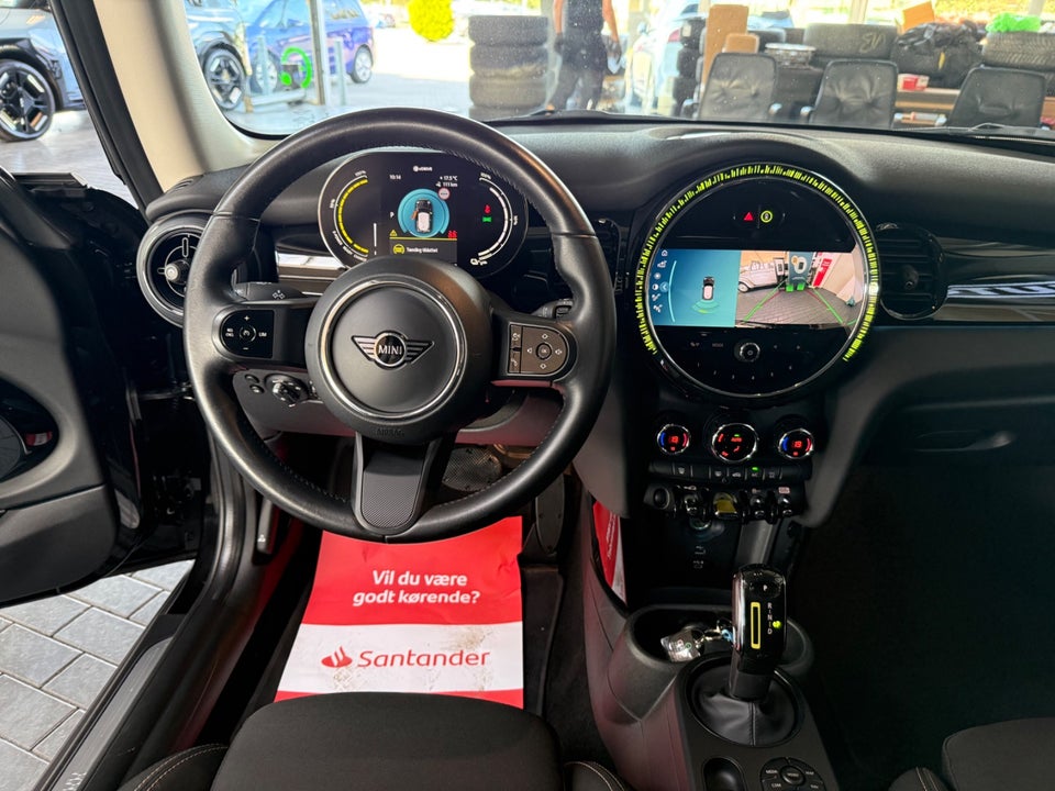 MINI Cooper SE Classic Trim 3d