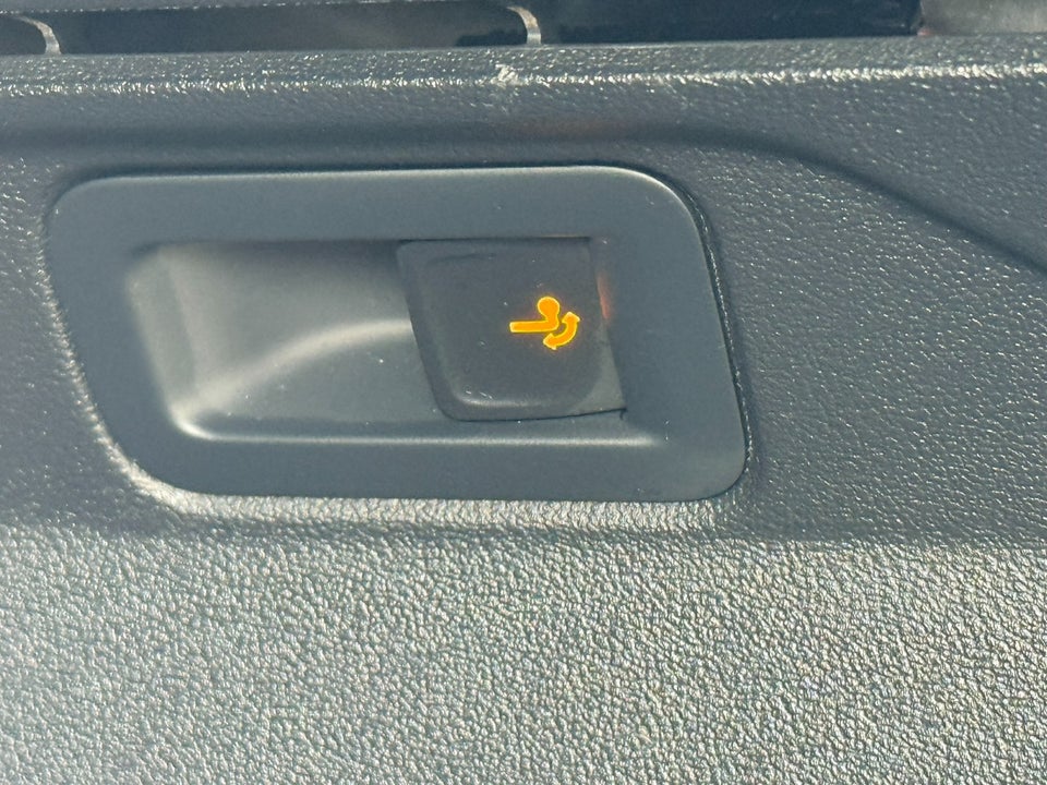 VW ID.4 77 Pro Performance 75 Years Edition 5d