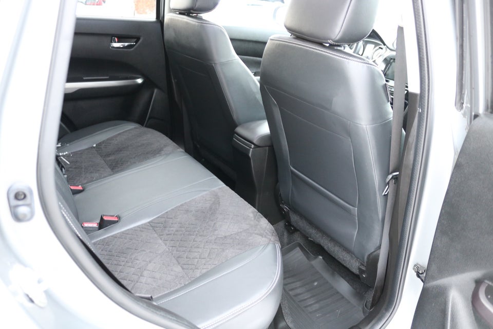 Suzuki Vitara 1,0 Boosterjet Adventure aut. 5d