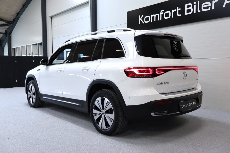 Mercedes EQB300 4Matic 5d