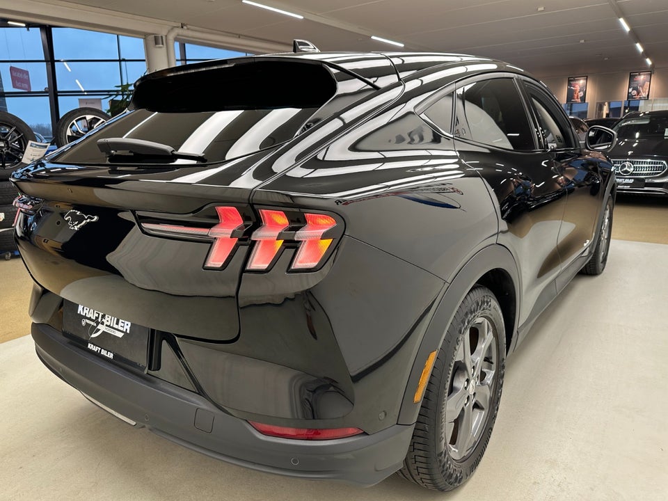Ford Mustang Mach-E 75 Premium Standard Range 5d