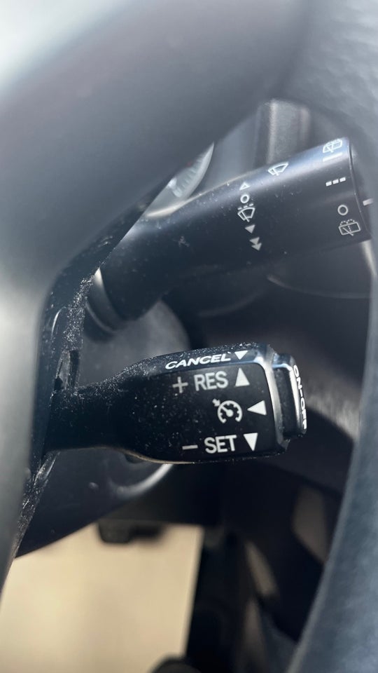 Toyota Yaris 1,0 VVT-i T1 5d