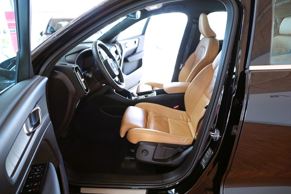 Volvo XC40 1,5 T4 ReCharge Inscription aut. 5d