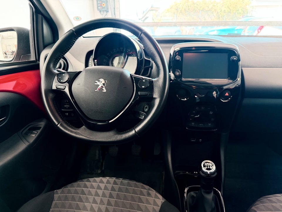 Peugeot 108 1,0 e-VTi 72 Allure+ 5d