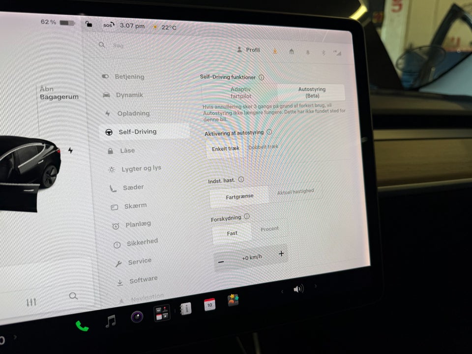 Tesla Model 3 Long Range AWD 4d