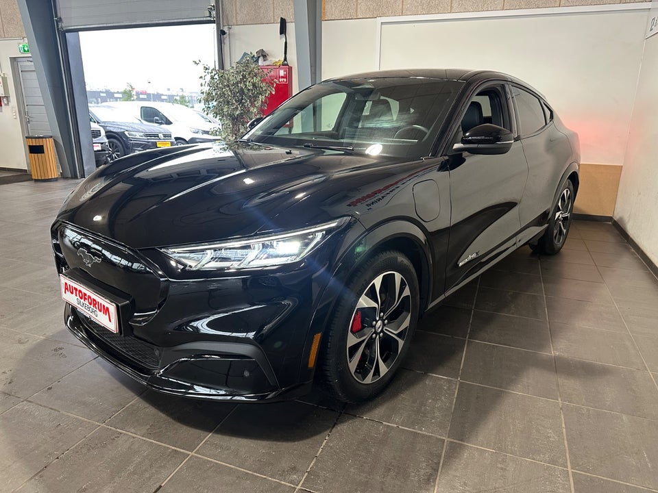 Ford Mustang Mach-E 98 Extended Range AWD 5d