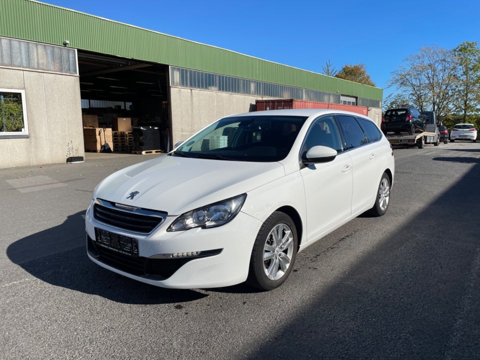 Peugeot 308 1,6 BlueHDi 120 Active SW 5d