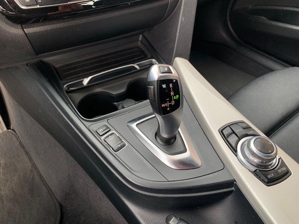 BMW 320d 2,0 aut. 4d