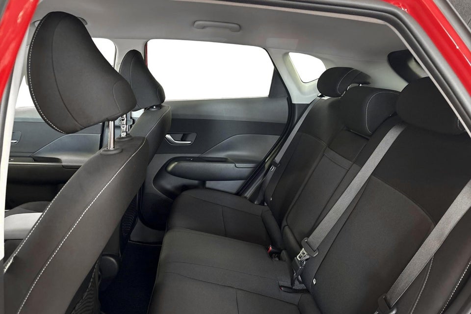 Hyundai Kona 48 EV Essential 5d