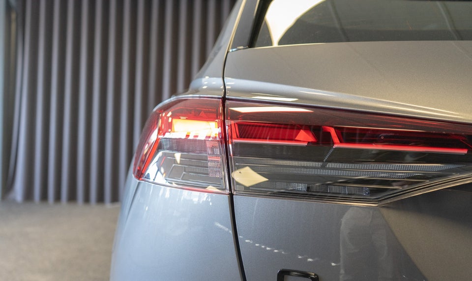 Audi Q4 e-tron 45 S-line Edition 5d