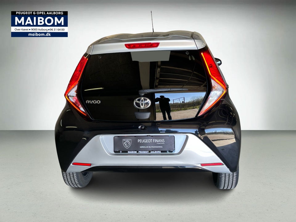 Toyota Aygo 1,0 VVT-i x-clusiv 5d