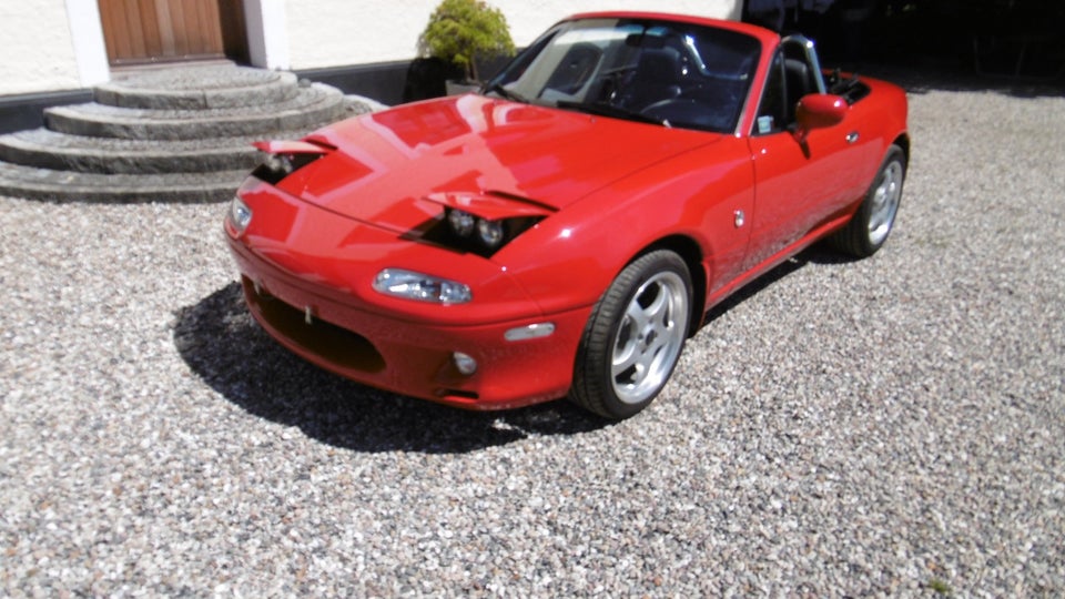 Mazda MX-5 1,8  2d
