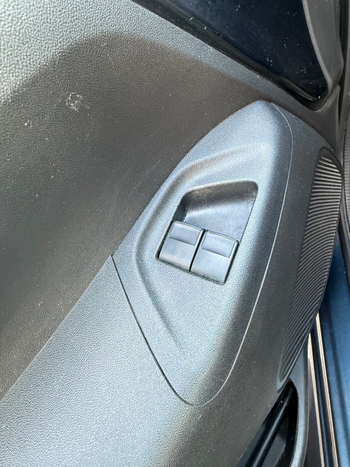 Citroën C1 1,0 e-VTi Shine 5d