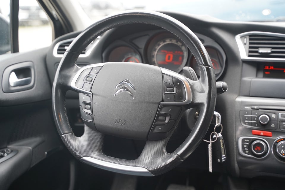 Citroën C4 1,6 e-HDi 112 Seduction E6G 5d