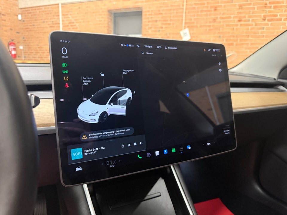 Tesla Model 3 Long Range AWD 4d