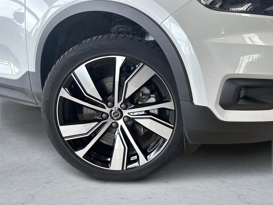 Volvo XC40 P8 ReCharge Twin R-Design 5d