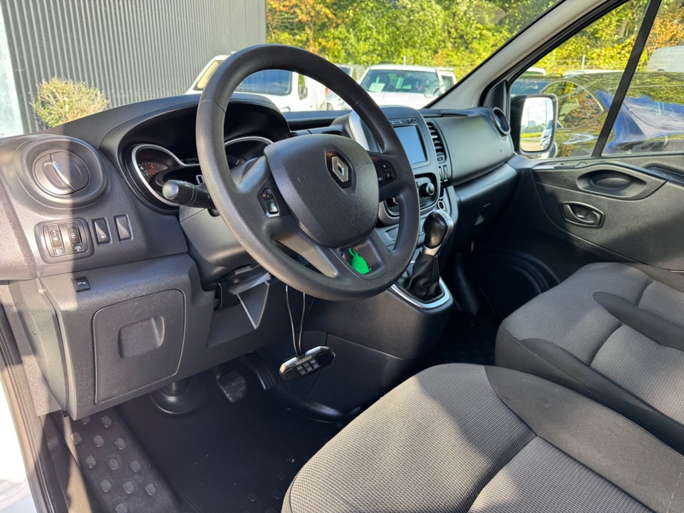 Renault Trafic T29 2,0 dCi 145 L2H1 EDC