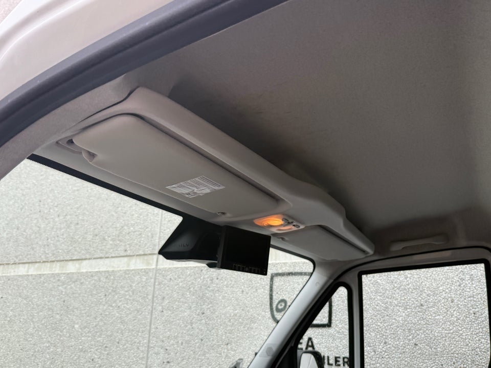 Iveco Daily 3,0 35C18 16m³ Van AG8