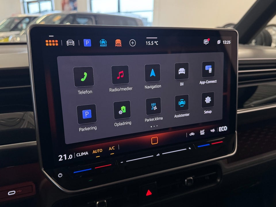 VW ID.Buzz 86 Life 7prs LWB 5d