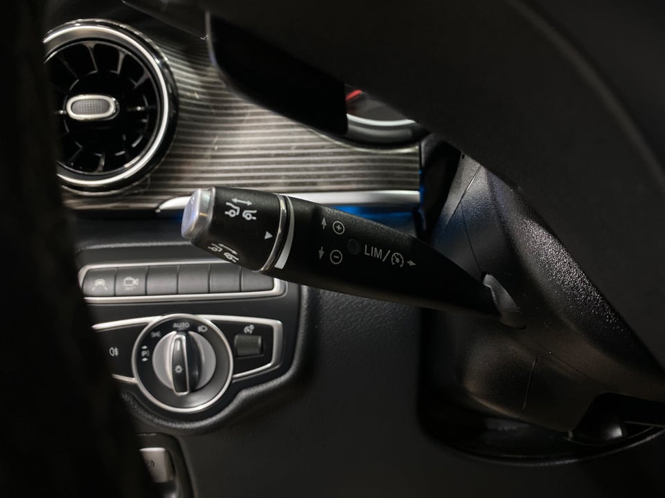 Mercedes EQV300 Avantgarde XL Van