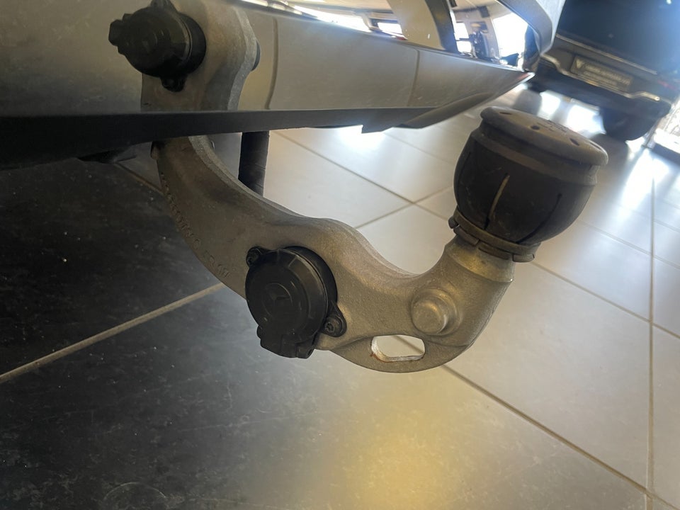 Mercedes EQE350 SUV 4Matic 5d