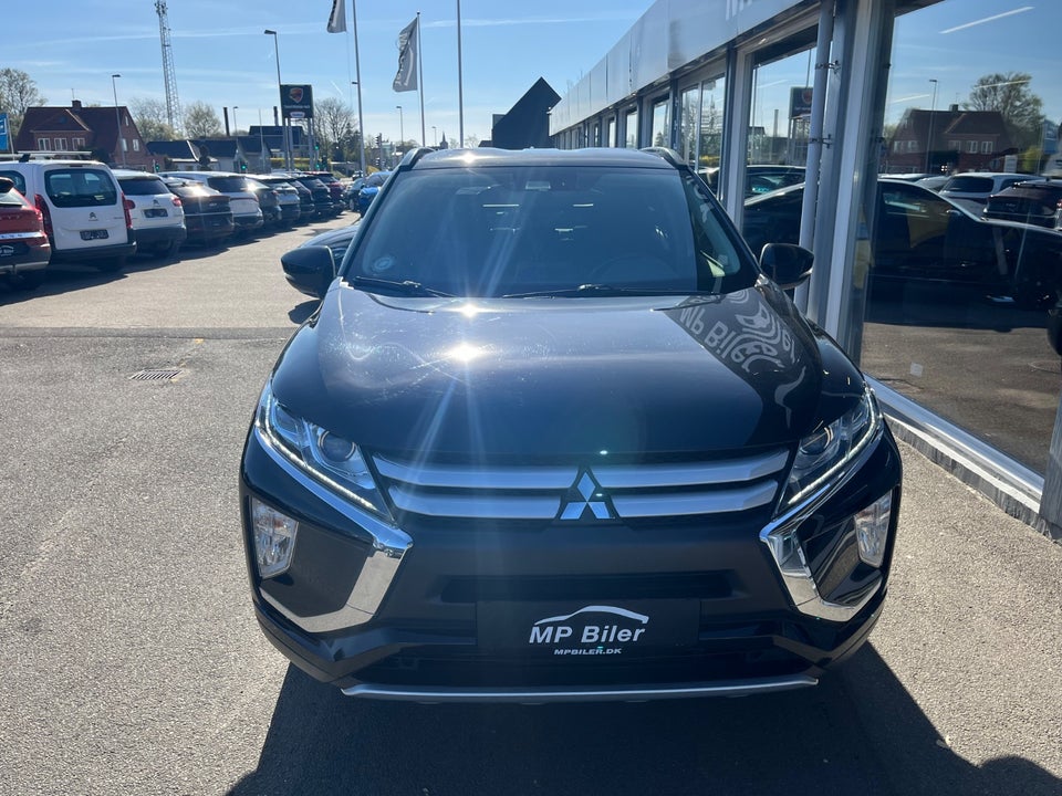 Mitsubishi Eclipse Cross 1,5 T 163 Invite+ 5d