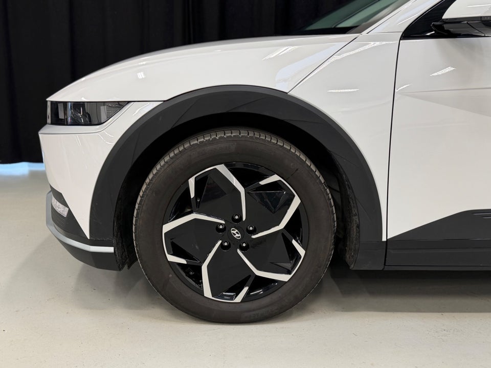 Hyundai Ioniq 5 77 Essential 5d