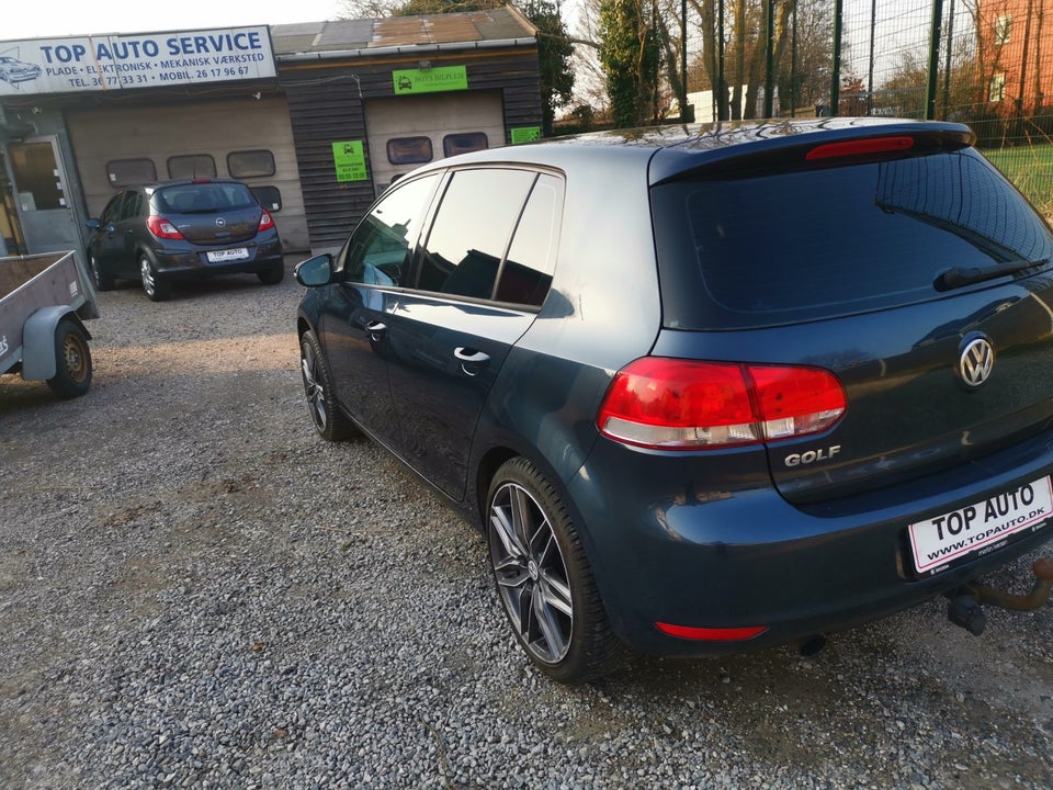 VW Golf VI 1,6 TDi 105 BlueMotion 5d