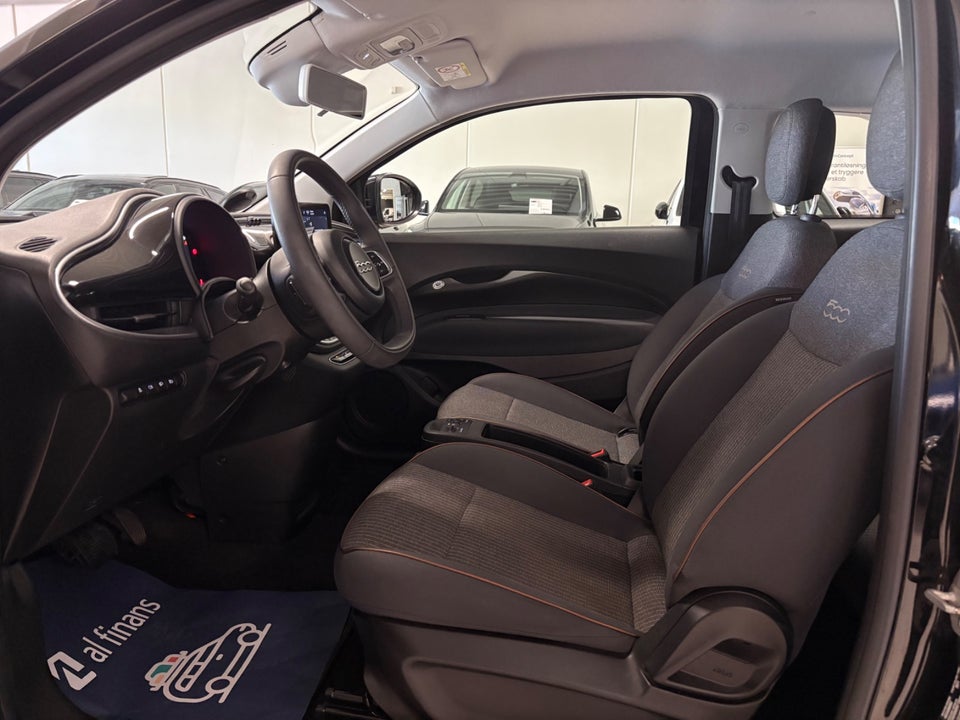 Fiat 500e 42 Icon 3d