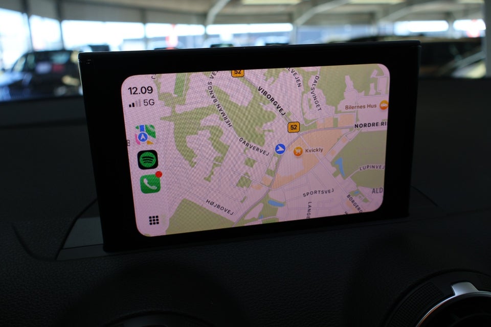 Audi Q2 30 TDi S-tr. 5d