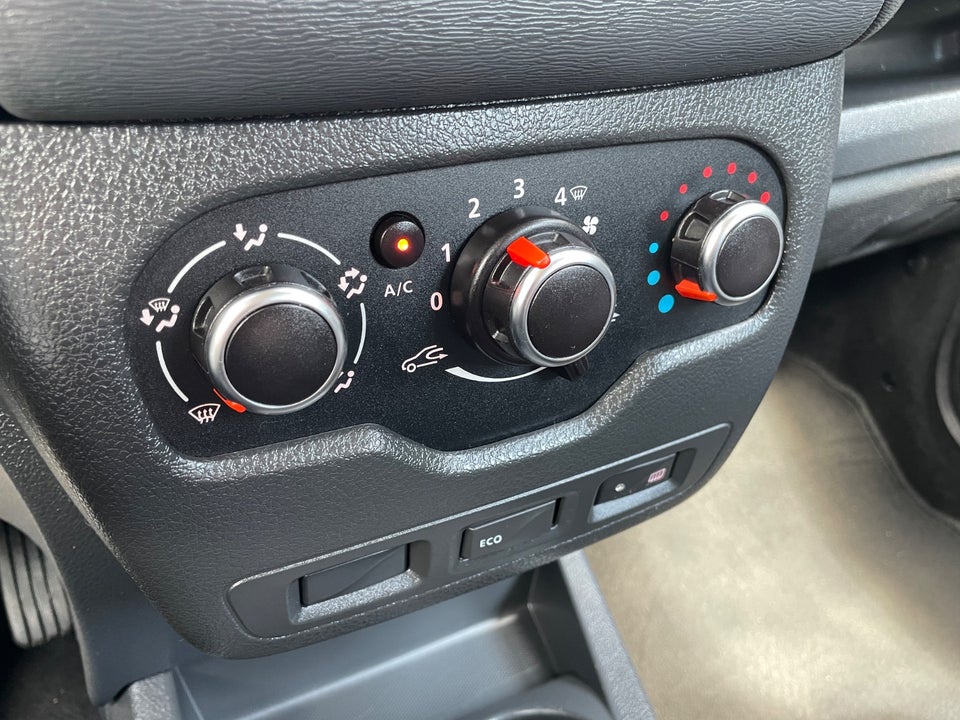 Dacia Lodgy 1,3 TCe 100 Streetway 7prs 5d