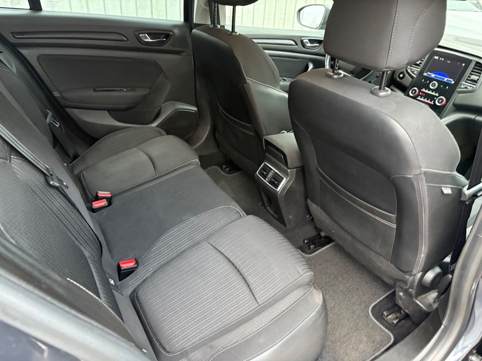 Renault Megane IV 1,2 TCe 100 Zen Sport Tourer 5d