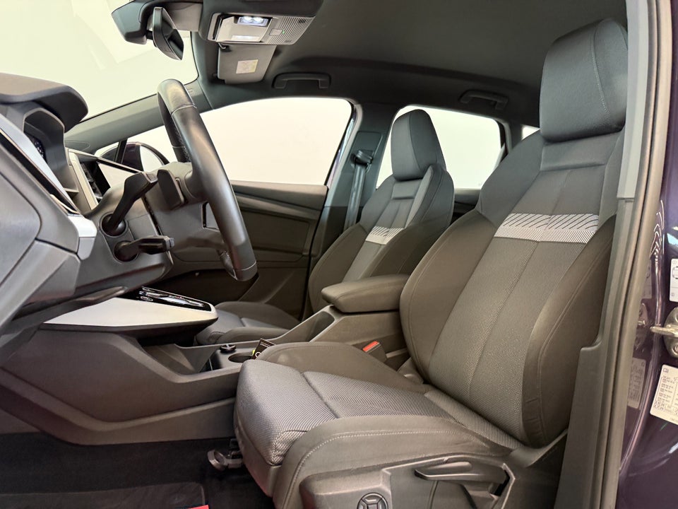 Audi Q4 e-tron 40 Attitude 5d