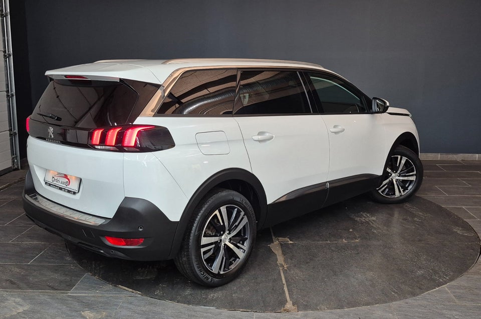 Peugeot 5008 1,2 PureTech 130 Allure EAT8 7prs 5d