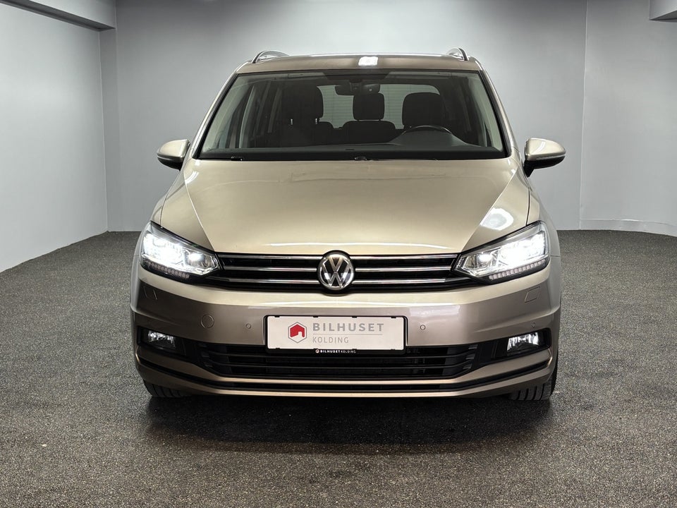 VW Touran 1,6 TDi 115 Comfortline DSG 7prs 5d