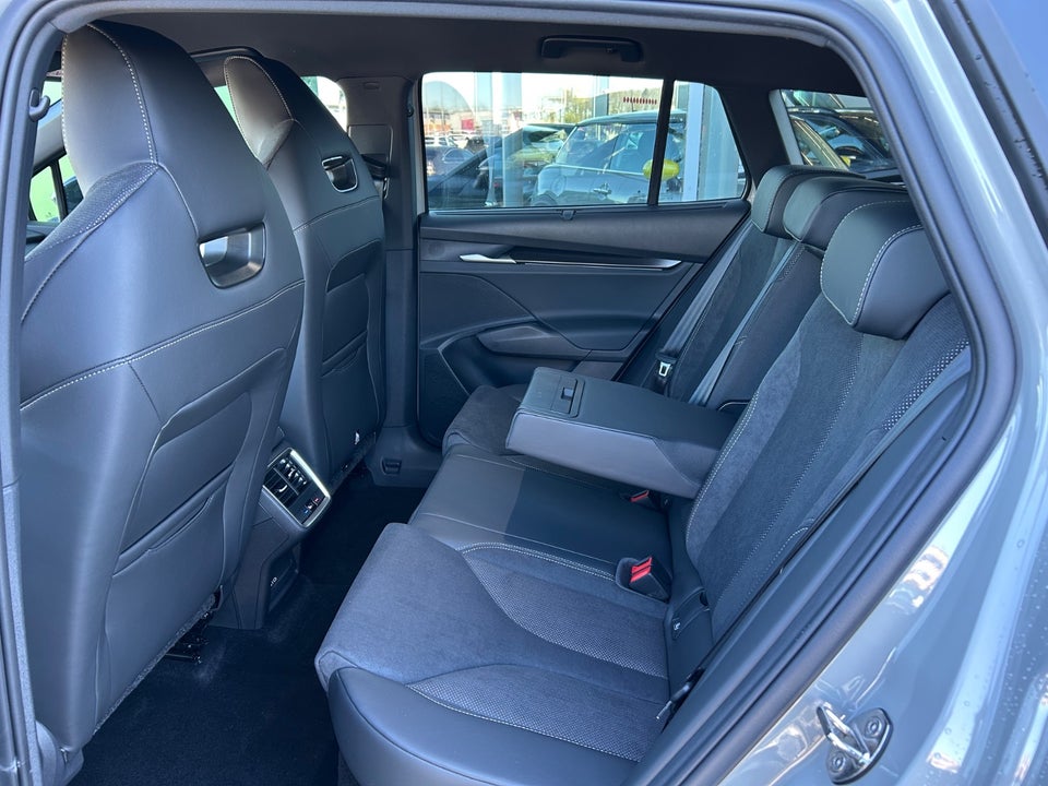 Skoda Enyaq 85x iV Sportline Advanced 5d
