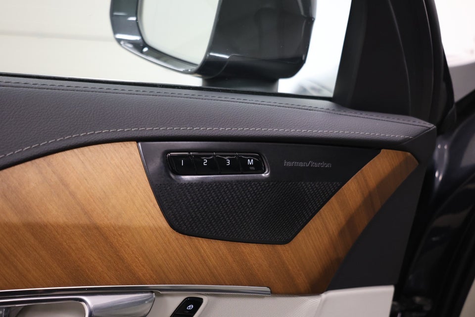 Volvo XC90 2,0 T8 ReCharge Inscription aut. AWD 7prs 5d