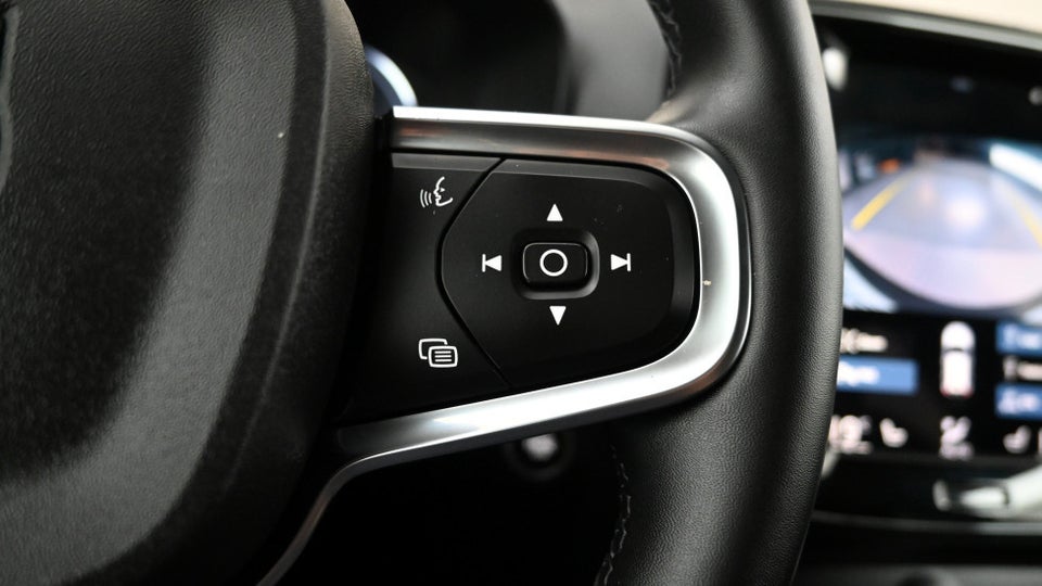 Volvo XC40 1,5 T5 ReCharge R-Design aut. 5d