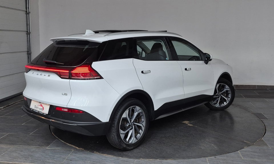 Aiways U5 Premium 5d