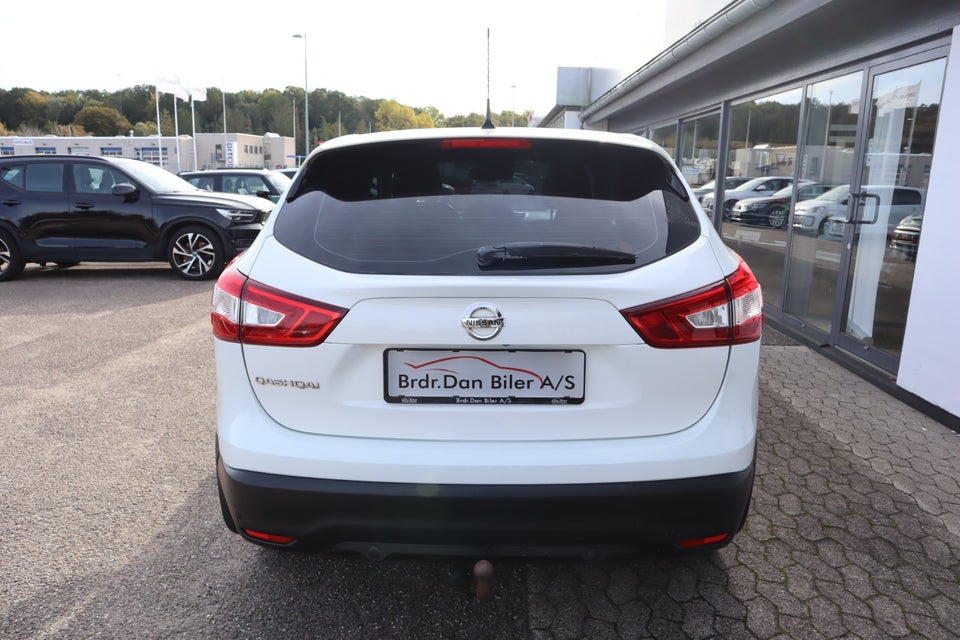 Nissan Qashqai 1,2 Dig-T 115 Acenta 5d