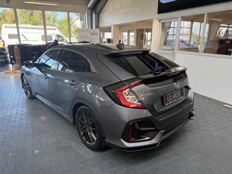 Honda Civic 1,0 VTEC Turbo Elegance CVT 5d