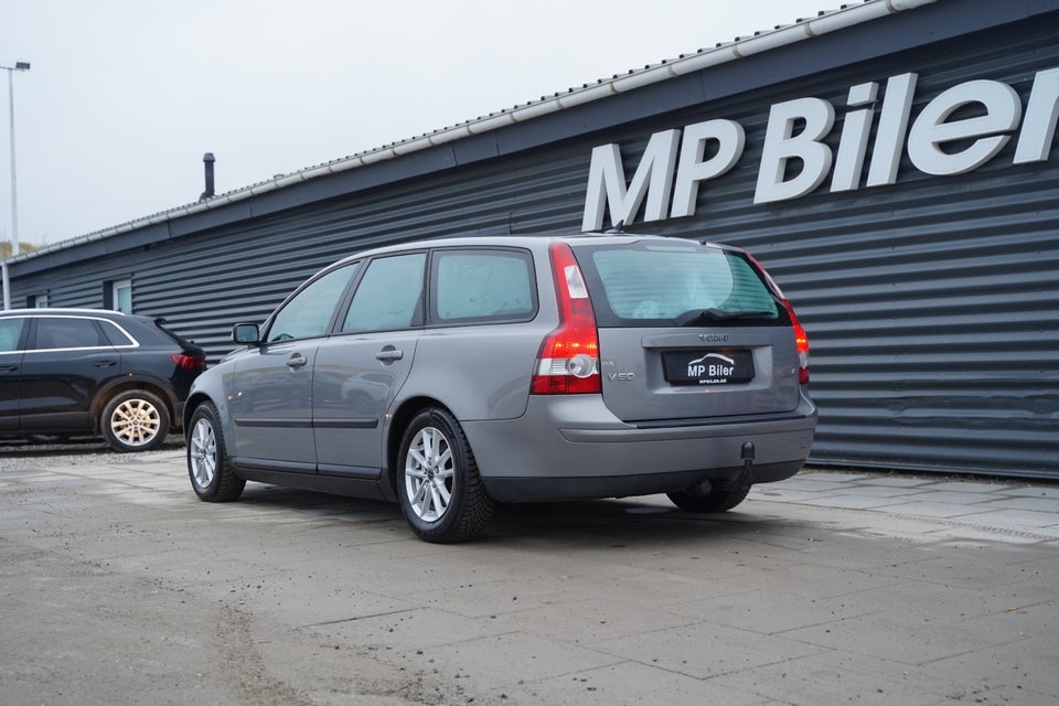 Volvo V50 1,8  5d