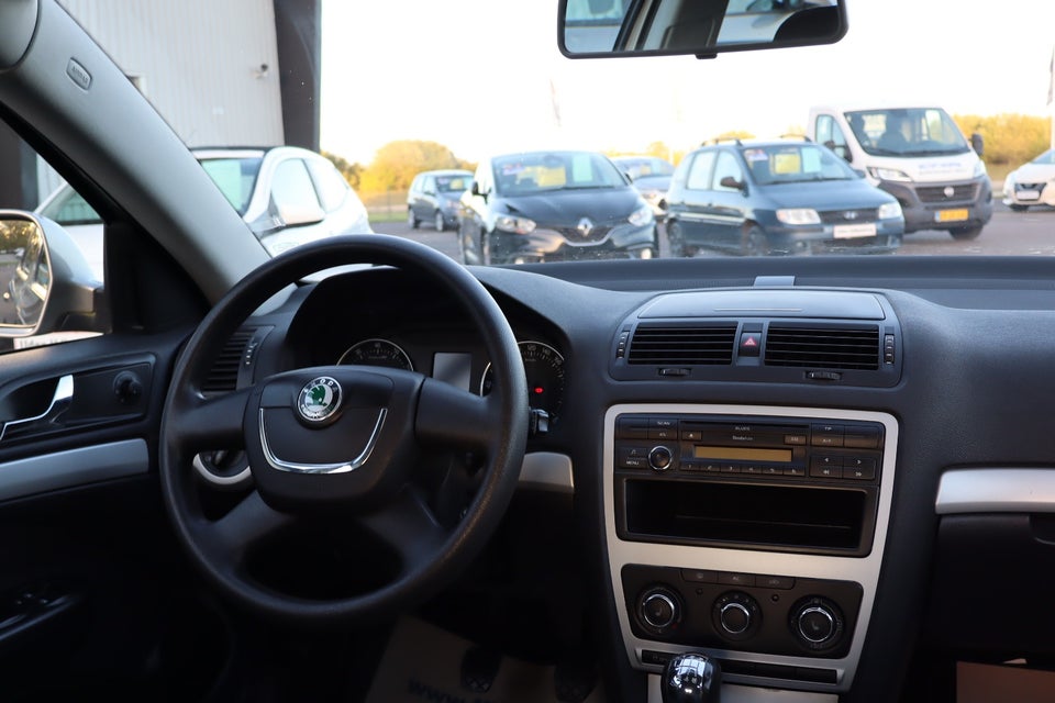 Skoda Octavia 1,2 TSi 105 Elegance Combi 5d