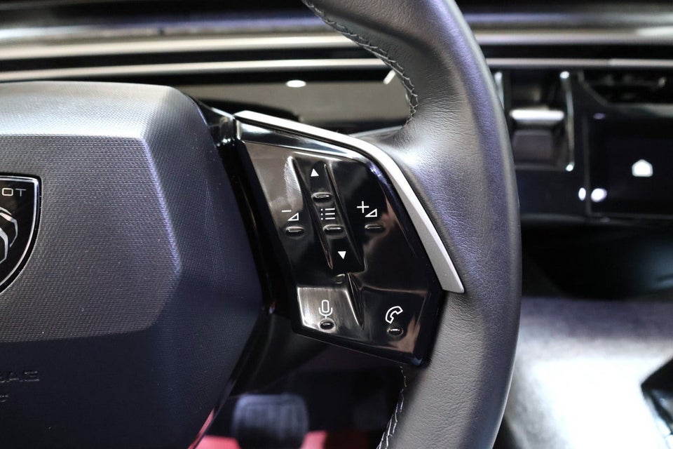 Peugeot e-3008 77 Allure 5d
